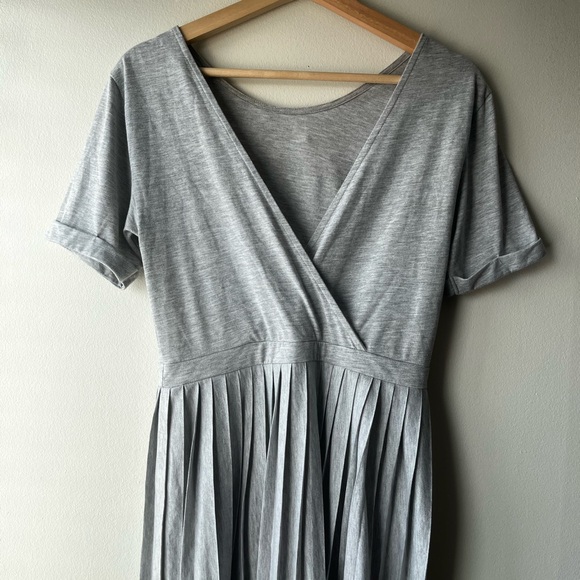 ASOS grey maxi dress - accordion skirt - Picture 2 of 6